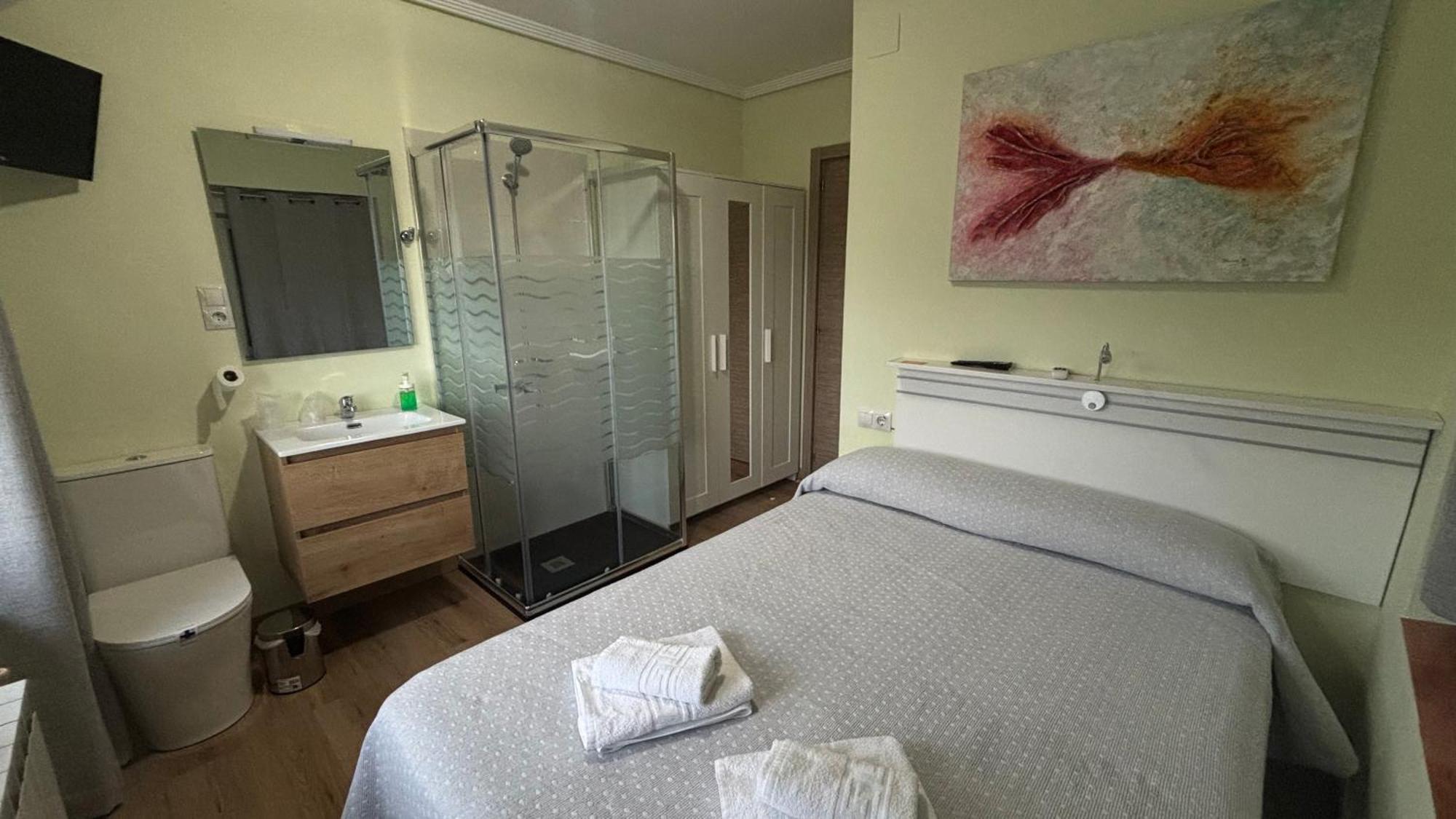 Rural El Bosque Guest House Entrambasaguas  Rom bilde